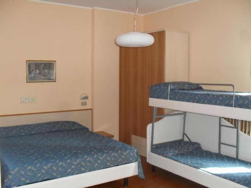 Hotel Azzurra Rimini Zewnętrze zdjęcie